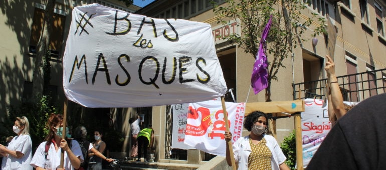 Emmanuel Macron à Sanofi et manifestation des personnels soignants ce mardi à Lyon