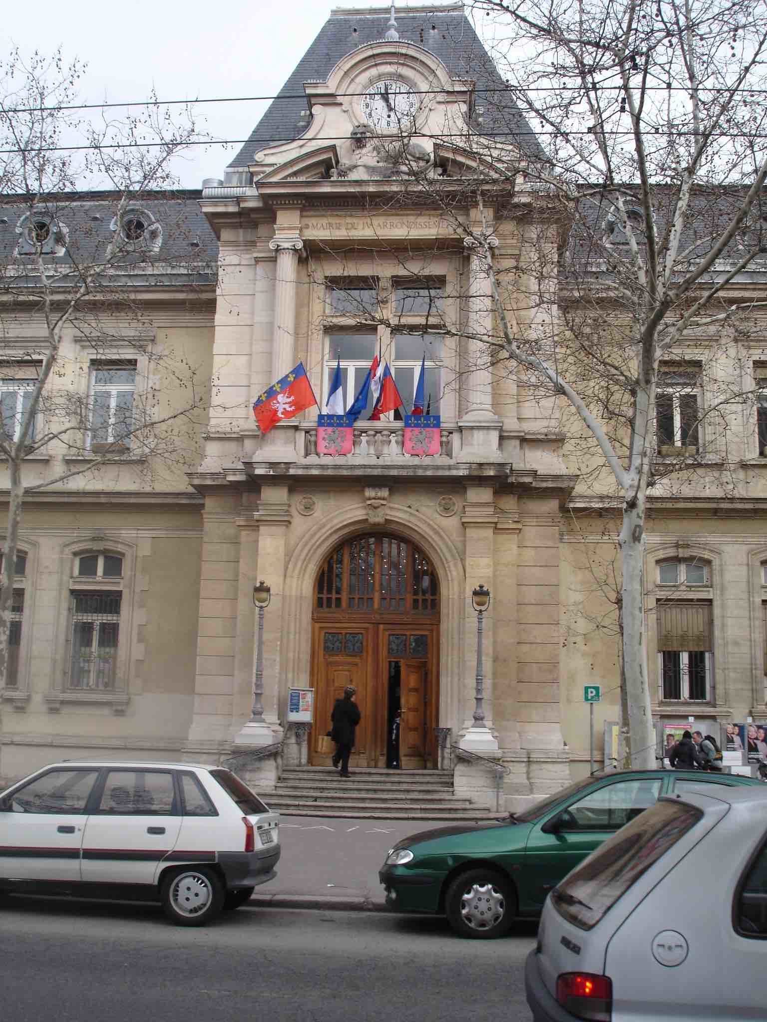 Façade de la mairie du 4e arrondissement de Lyon