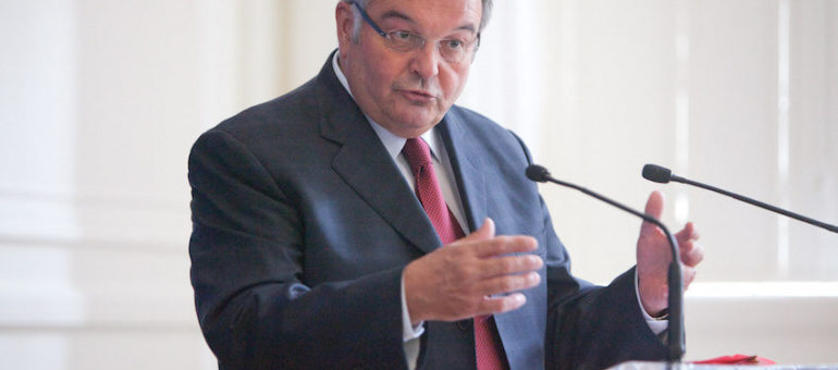 Michel Mercier condamné à trois ans de prison avec sursis pour emplois fictifs