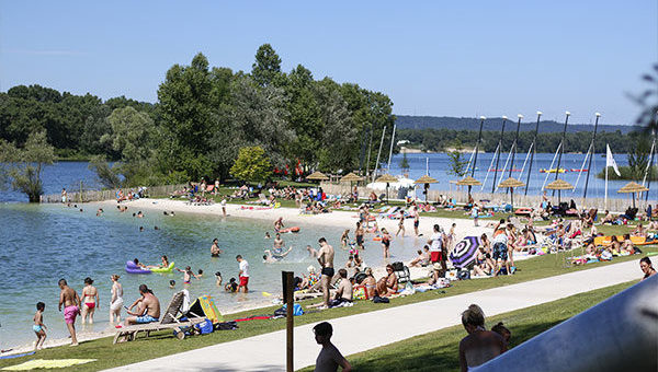 Dans quel lac se baigner près de Lyon cet été 2021 ?
