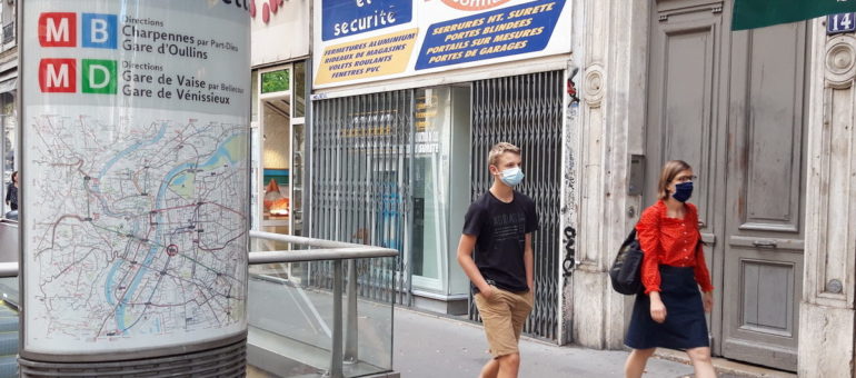 Covid : à Lyon l’épidémie ralentit mais n’est pas « écrasée »