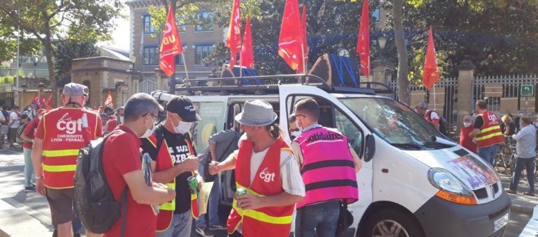 Petite manif de rentrée à Lyon, sur fond de Covid-19