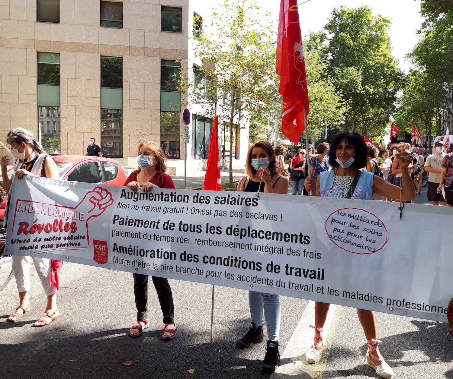 Des aides à domiciles du collectif CGT, à la manifestation interprofessionnelle du 17 septembre 2020 à Lyon. ©LB/rue89lyon