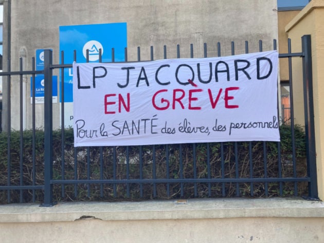 Le lycée professionnel Jacquard, à Oullins en grève ©DD