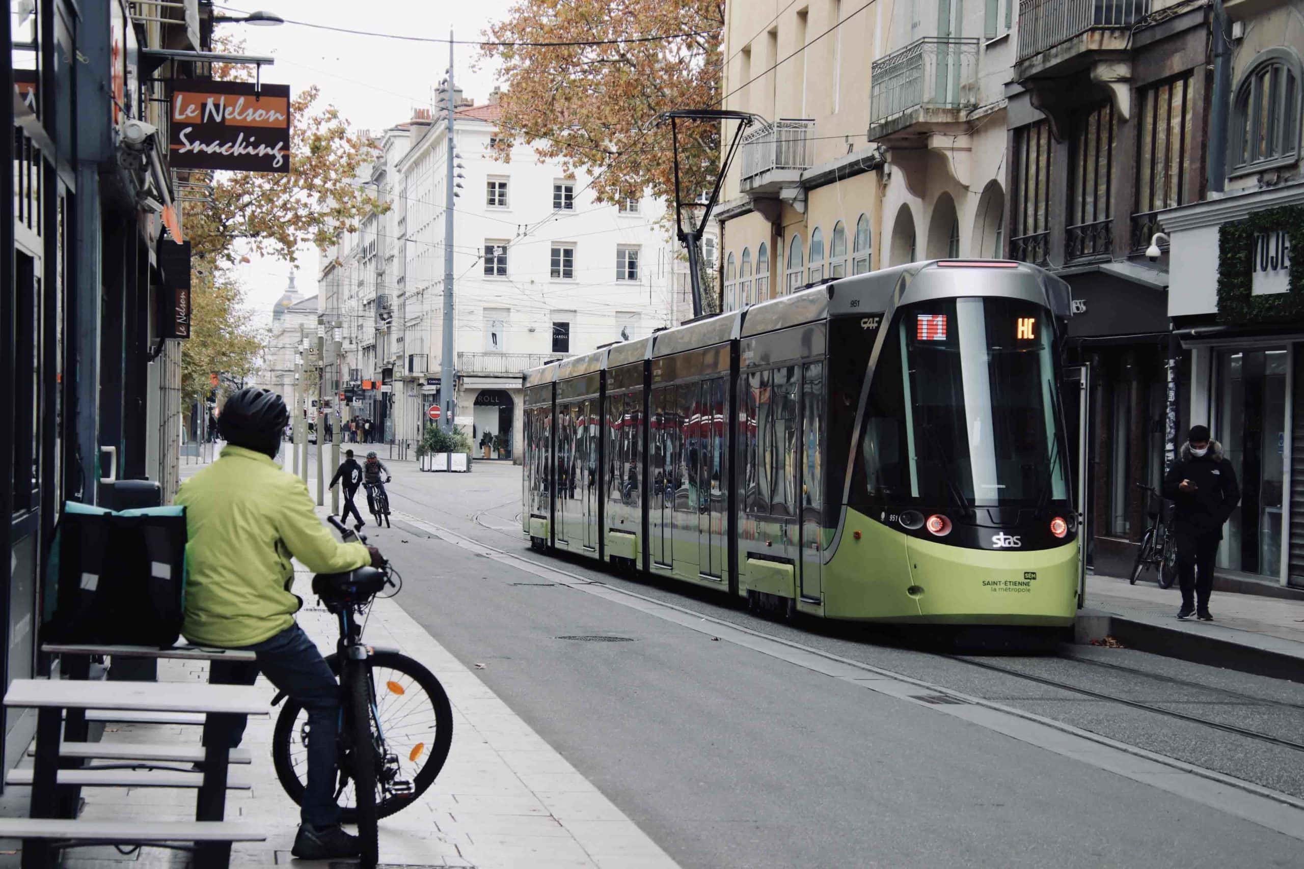 Saint-Étienne Lyon ingénieur prof REP