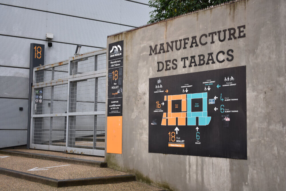 A la manufacture des tabacs, le campus reste résolument vide, les étudiants sont en distanciel. ©LS/Rue89Lyon