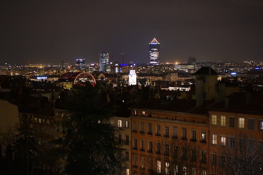 Lyon by night. DR