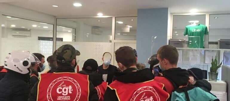 Blocages de livreurs lyonnais par Uber Eats : « Ils nous jettent sans souci »