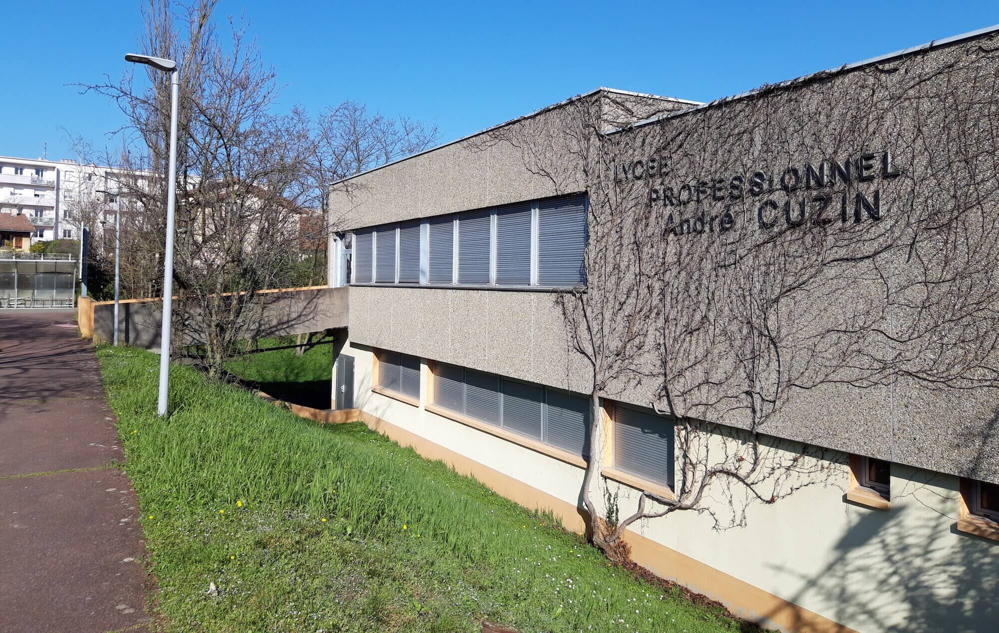 Le lycée professionnel André Cuzin à Caluire-et-Cuire, lieu d'intervention d'éducation aux médias par Rue89Lyon
