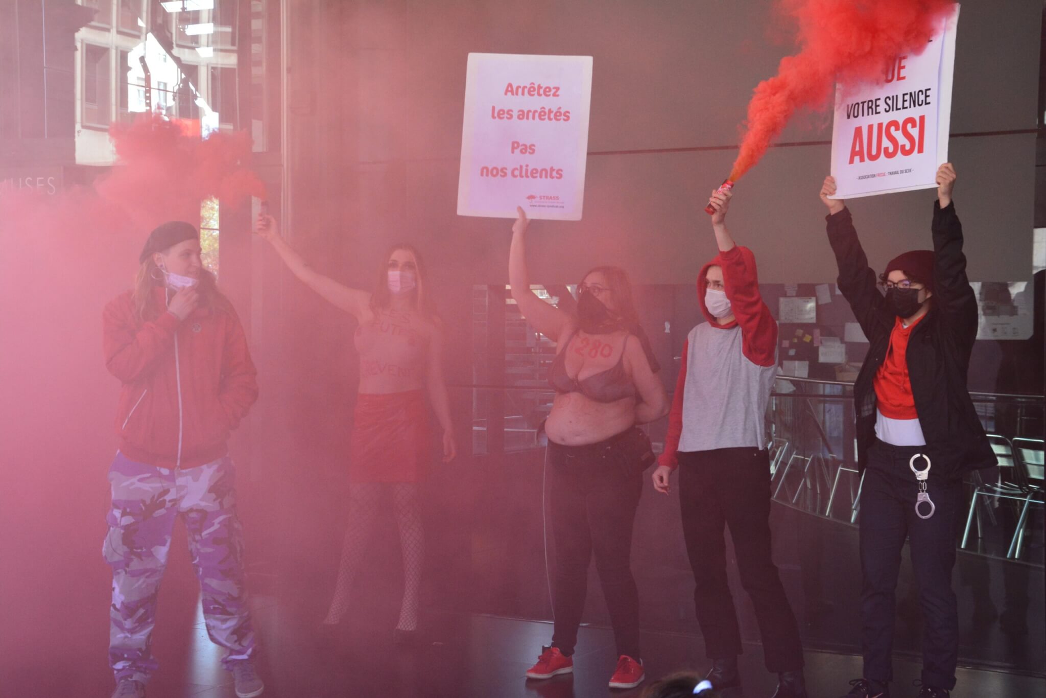 Une manifestation contre loi pénalisation clients prostituées Lyon