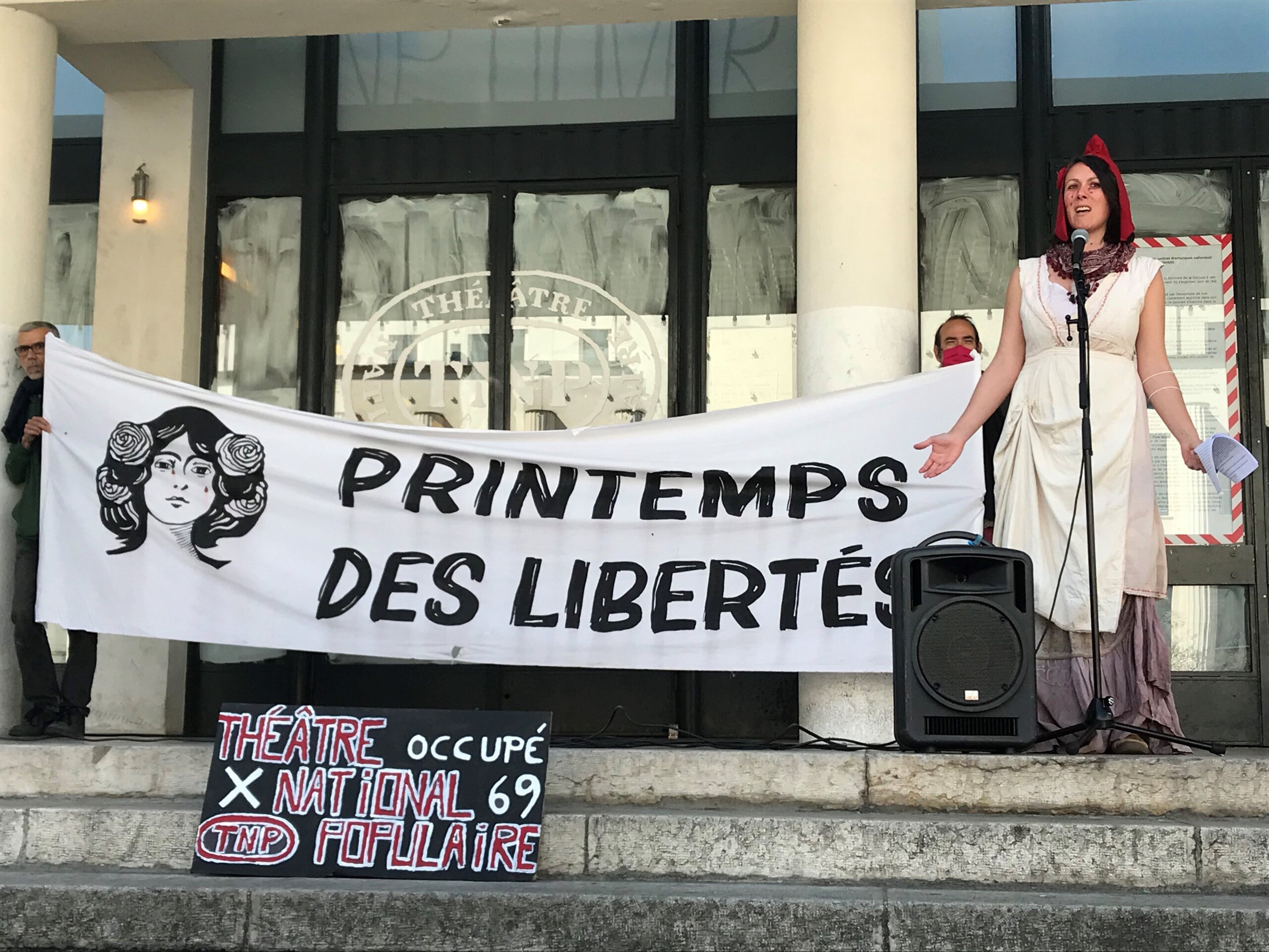 Conférence de presse collectif contre la loi sécurité globale devant le TNP de Villeurbanne - Métropole de Lyon