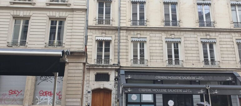 Arnaque à la location Airbnb à Lyon : « Je n’y ai vu que du feu »