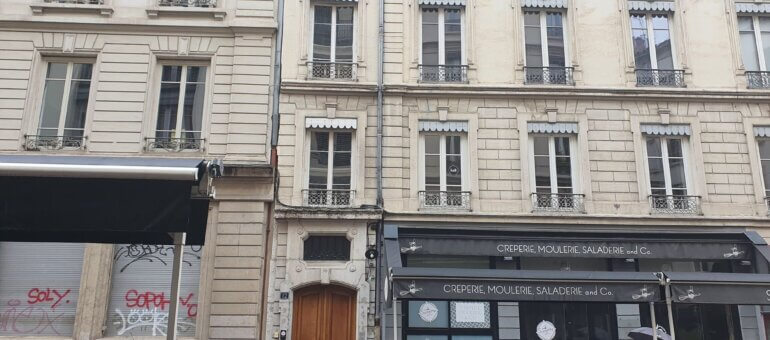 Arnaque à la location Airbnb à Lyon : « Je n’y ai vu que du feu »