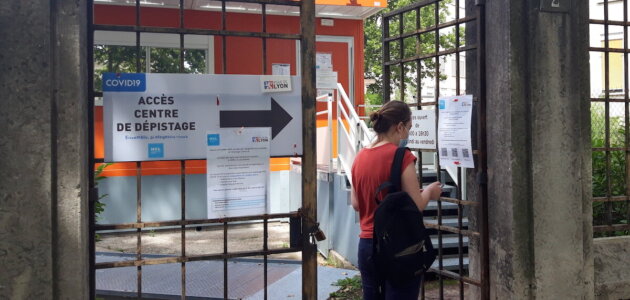 Covid dans le Rhône : regain épidémique mais moins de patients à l’hôpital
