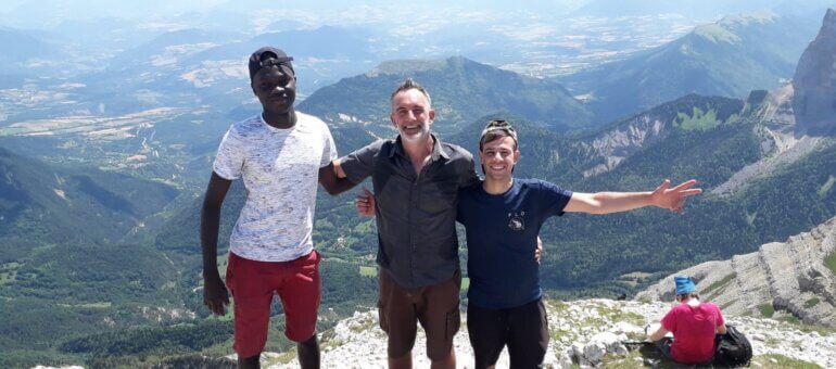 Accueillir des jeunes migrants chez soi à Lyon : « Je n’héberge pas des idées, j’héberge des enfants »