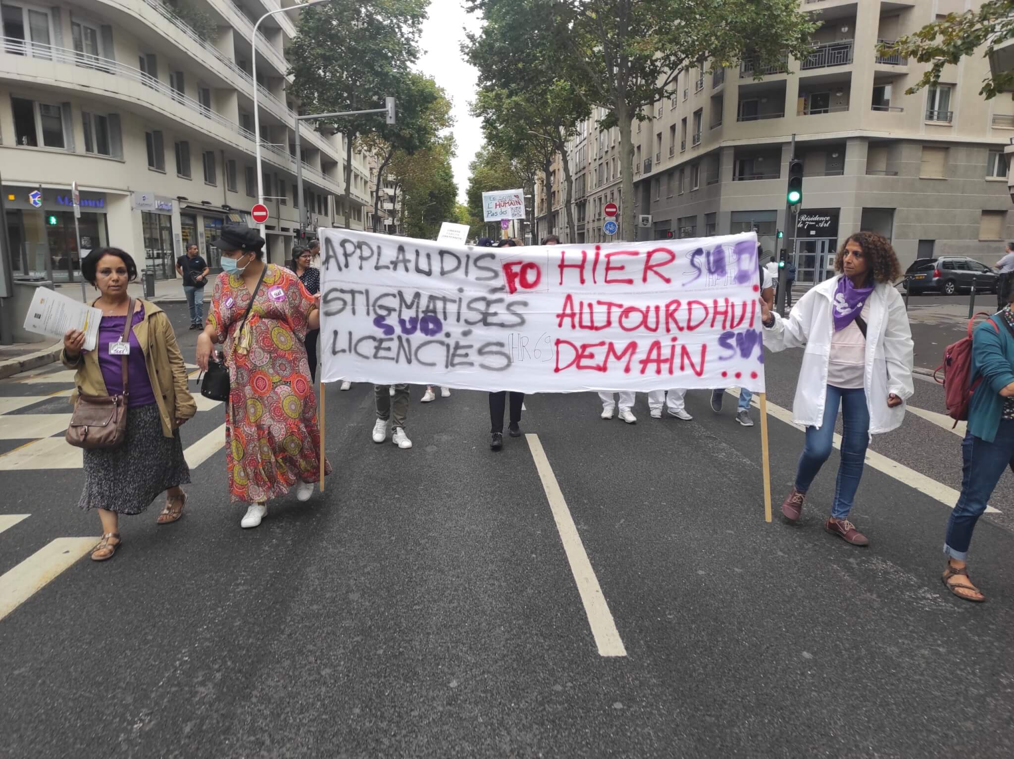 manifestation soignants lyon