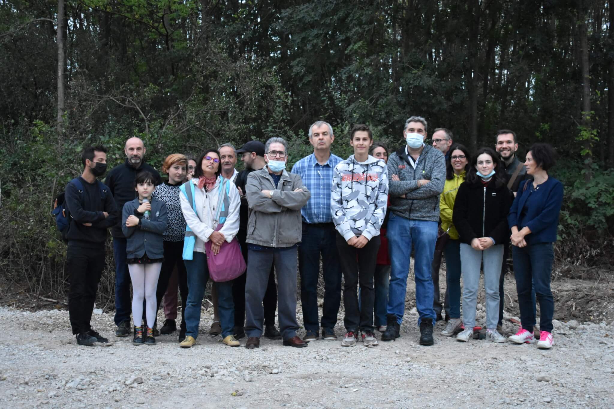 Le petit collectif informel qui s'oppose à la construction d'un Lidl à Vaulx-en-Velin village. ©LS/Rue89Lyon