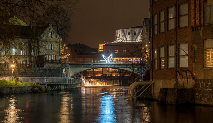 "Take flight!". Œuvre programmée à la Fête des Lumières 2021. © Mattias Lindh