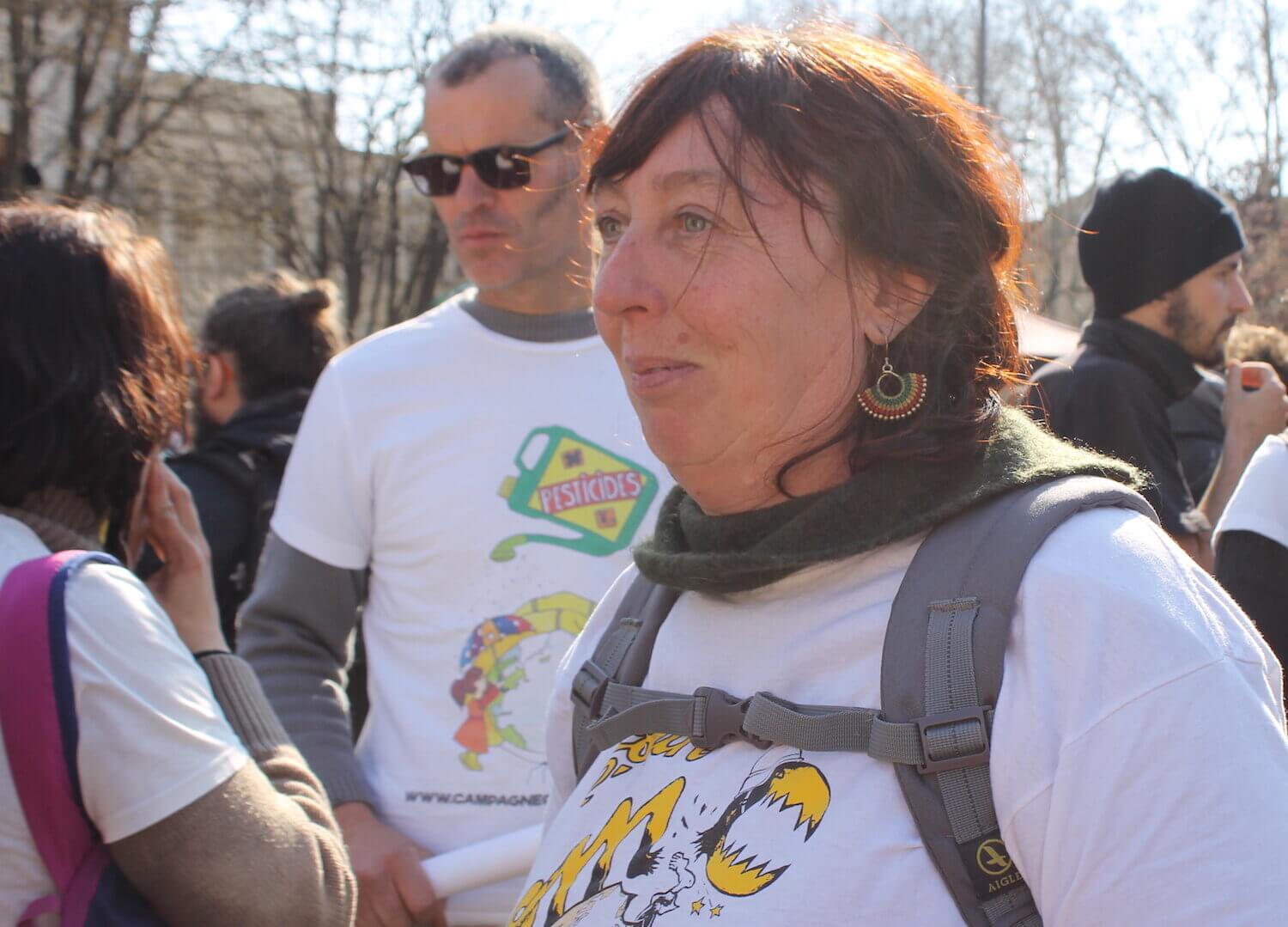 Karine, militante au sein du collectif des Faucheurs volontaires du Rhône et de la Loire. Le 5 mars à Lyon lors des Soulèvements de la Terre contre Bayer-Monsanto