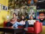 On parle de rap avec Zoé Salamand, Maïa Boumpoutou et Grégoire Potin dans les locaux de Bizarre ! à Vénissieux ©LS/Rue89Lyon