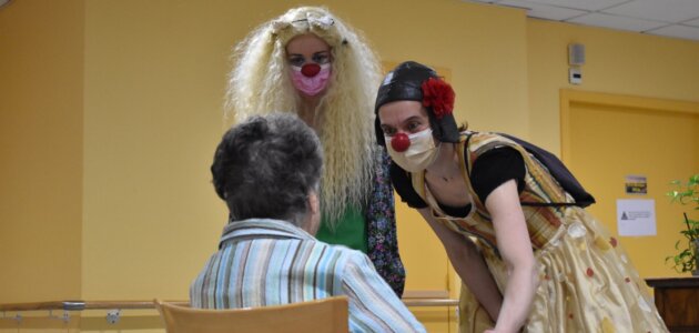Clowns en Ehpad à Lyon : « C’est grisant d’arriver à faire rire les résidents »