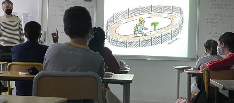 « Dessine moi le monde de demain » : à Vénissieux, un collège s’essaie au dessin de presse