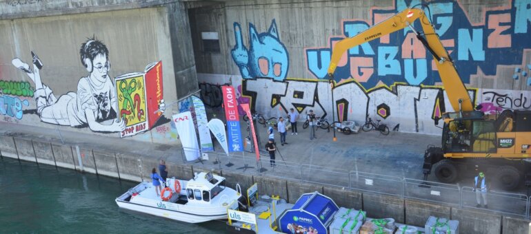 A Lyon, des marchandises arrivent dans le centre-ville par bateau