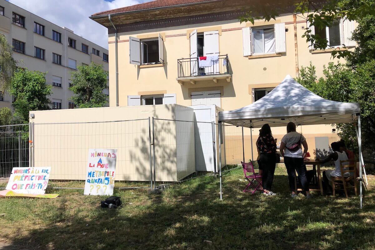 Lyon jeunes migrants chemineur