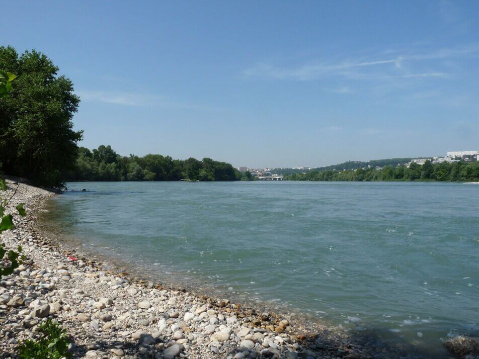 Pollution aux perfluorés : la pêche au sud de Lyon n’est pas « recommandée »