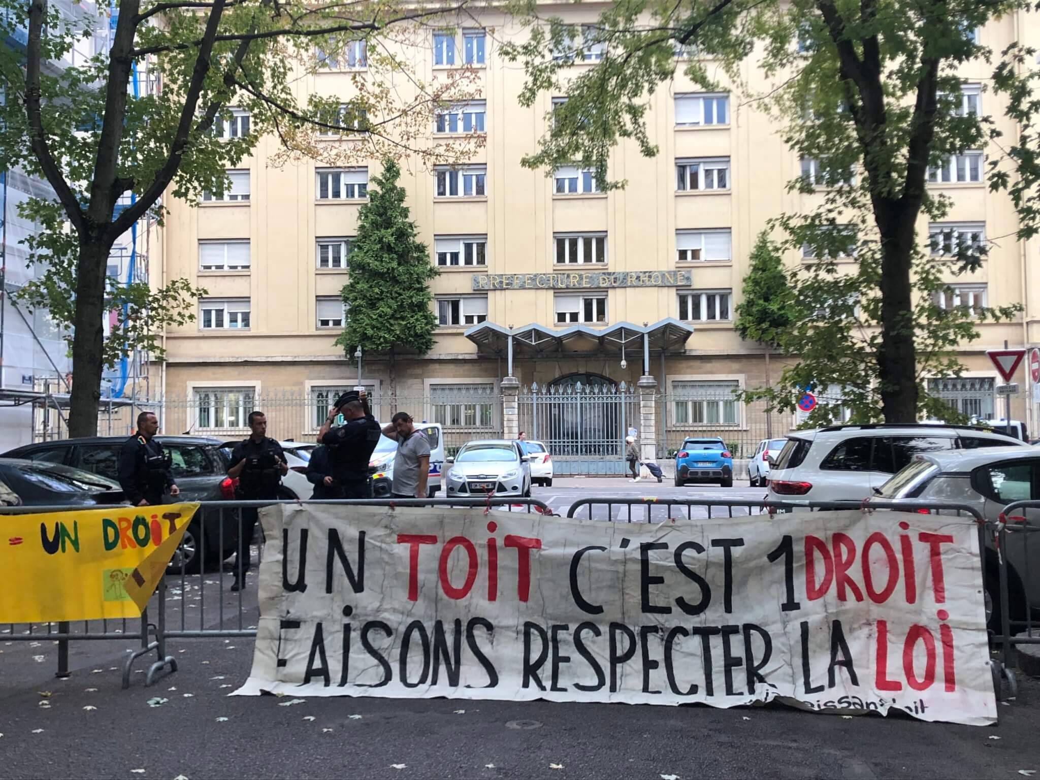 Hébergement urgence Rhône préfecture manifestation