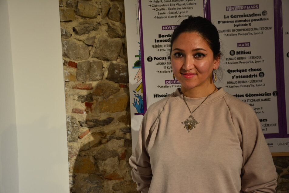 À Lyon, une artiste afghane interroge « la guerre du patriarcat »