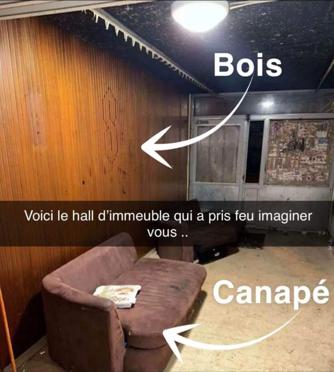 Le hall du 12 chemin des Barques, à Vaulx-en-Velin, d'où serait parti l'incendie mortel. Depuis le drame, cette photo tourne sur les réseaux sociaux. DR