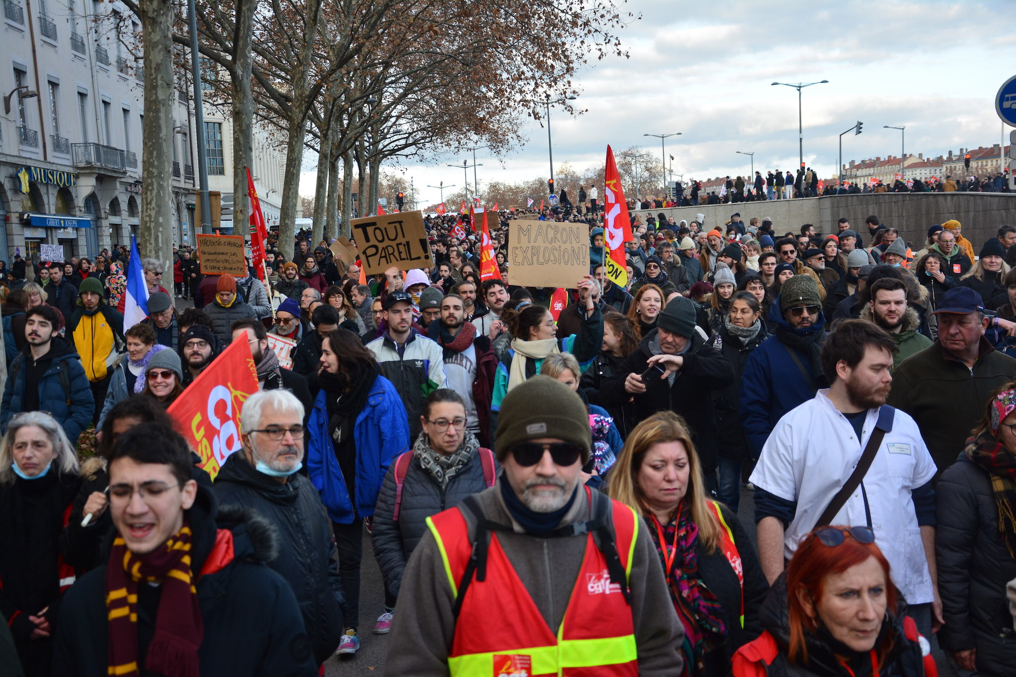 À Lyon, la manifestation contre la réforme des retraites grandit : « On n’a pas envie de mourir au travail »