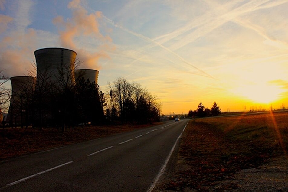 La centrale du Bugey à Saint-Vulbas, à 30 km de Lyon et 70 km de Genève. 