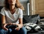 Les écoles dites de « jeux vidéos » se multiplient à Lyon. Pourtant, elles sont souvent coûteuses et ne garantissent pas de trouver un job. Une photo Pexels par Matilda Wormwood.