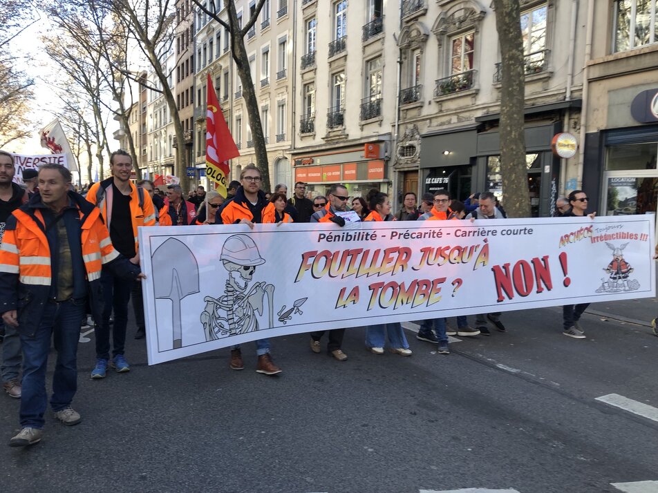 À Lyon, les archéologues contre la réforme des retraites ne veulent pas « fouiller jusqu’à la tombe »