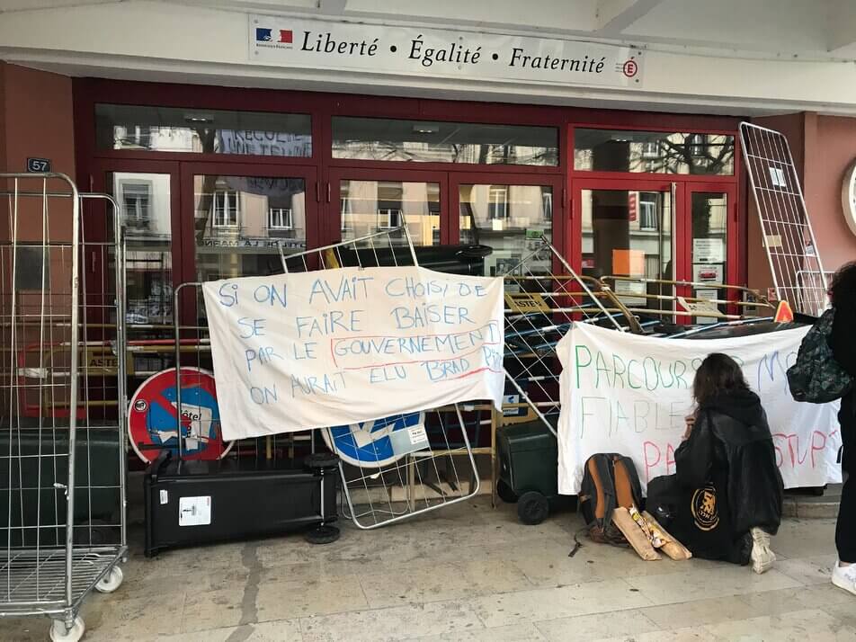 SNU et carnaval : un vendredi agité à Lyon