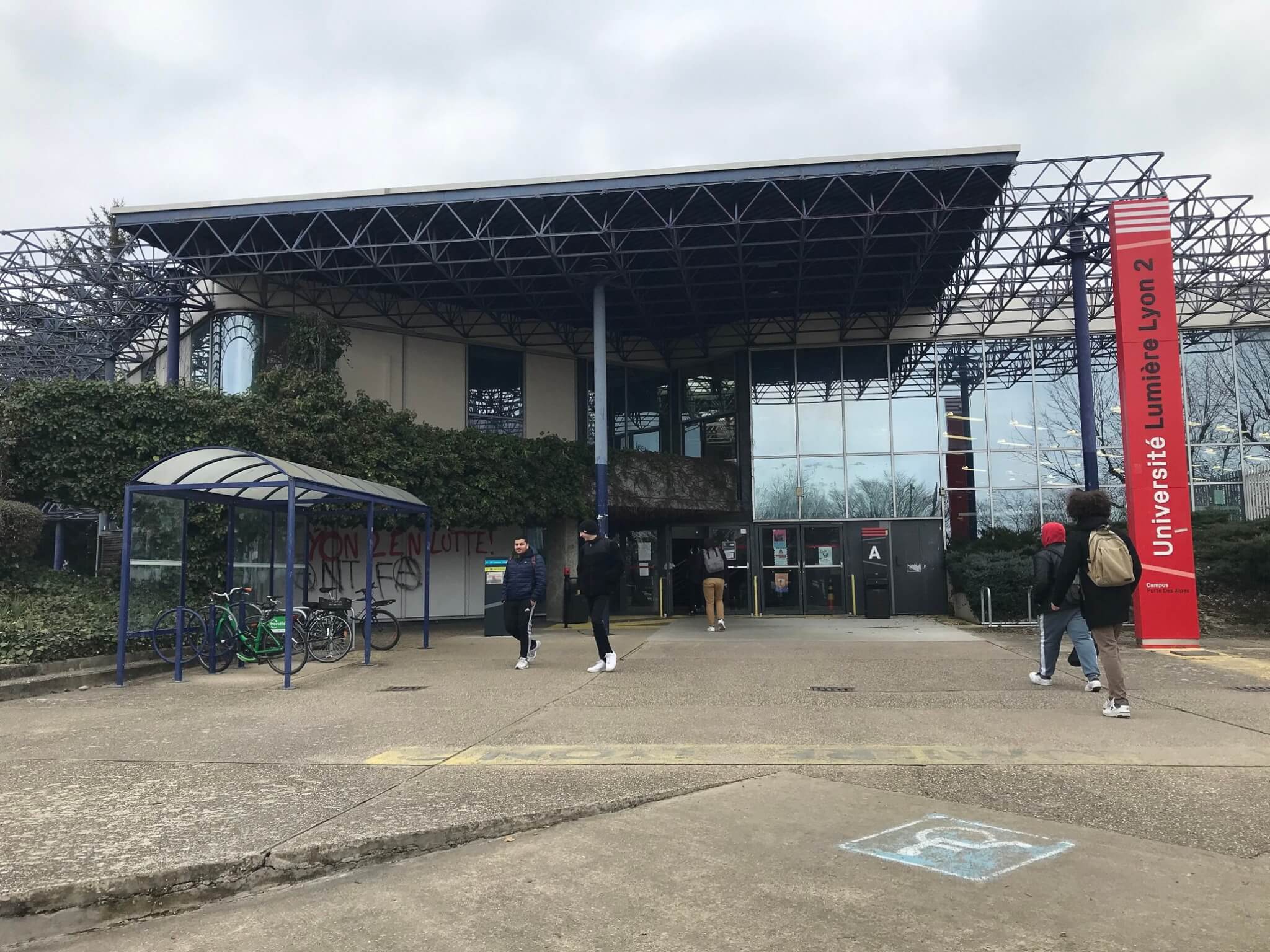 Le campus de Bron de l'Université Lumière Lyon 2.