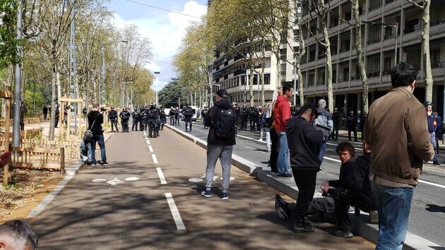 L'avant du cortège à la manifestation du 13 avril contre la réforme des retraites. ©PL/Rue89Lyon