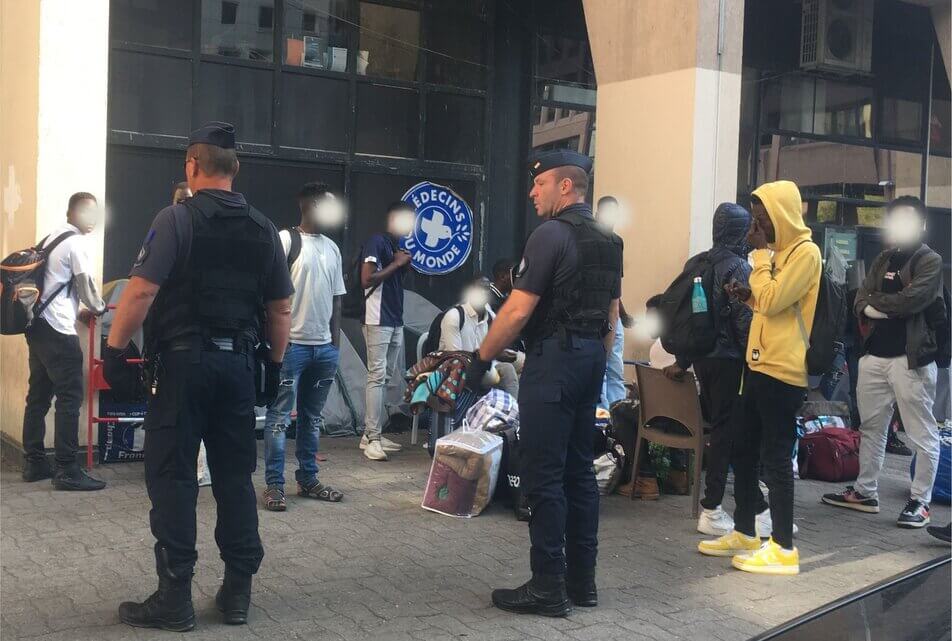 Campement de la place de Milan à Lyon : « ce n’est pas une expulsion, c’est un nettoyage »