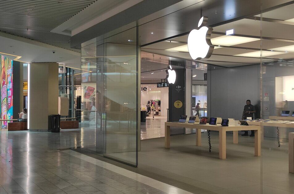 Une grève inédite à l’Apple store de Lyon Part-Dieu
