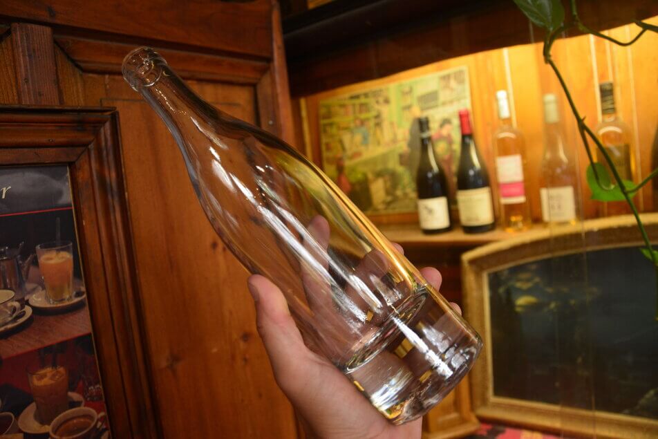 Mais pourquoi boit-on son vin dans un « pot lyonnais » à Lyon ?