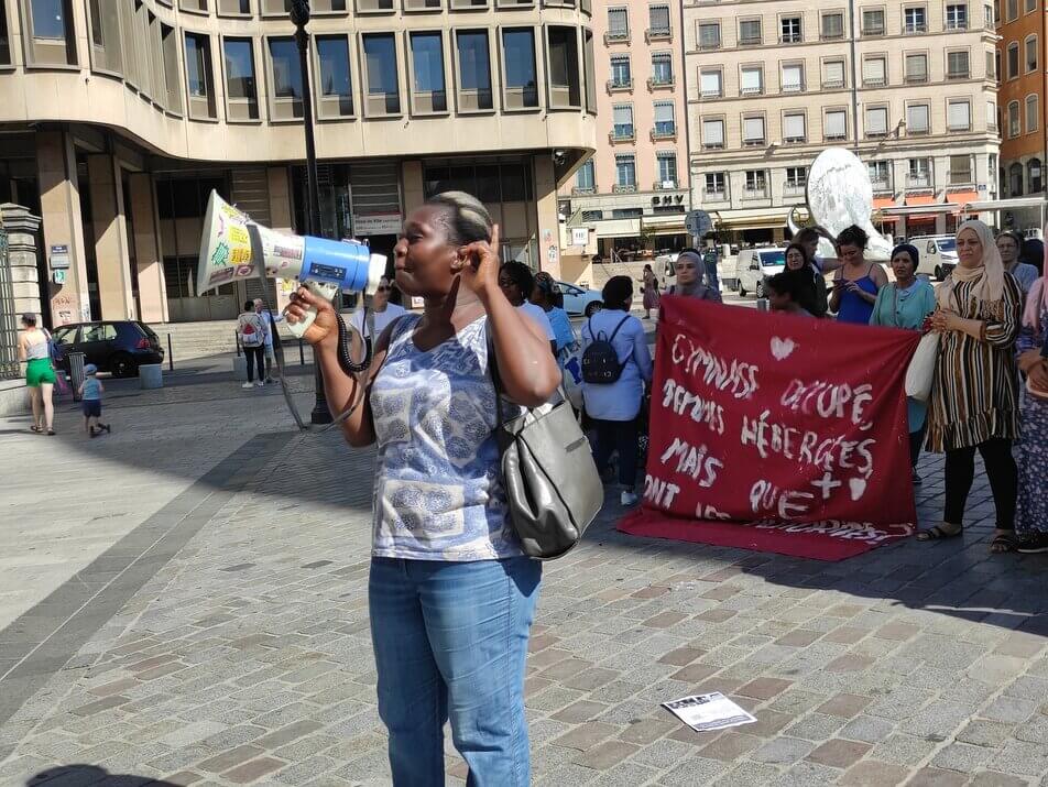 Sans-abri : la Ville de Lyon priorise le relogement des occupant·es du gymnase Bellecombe
