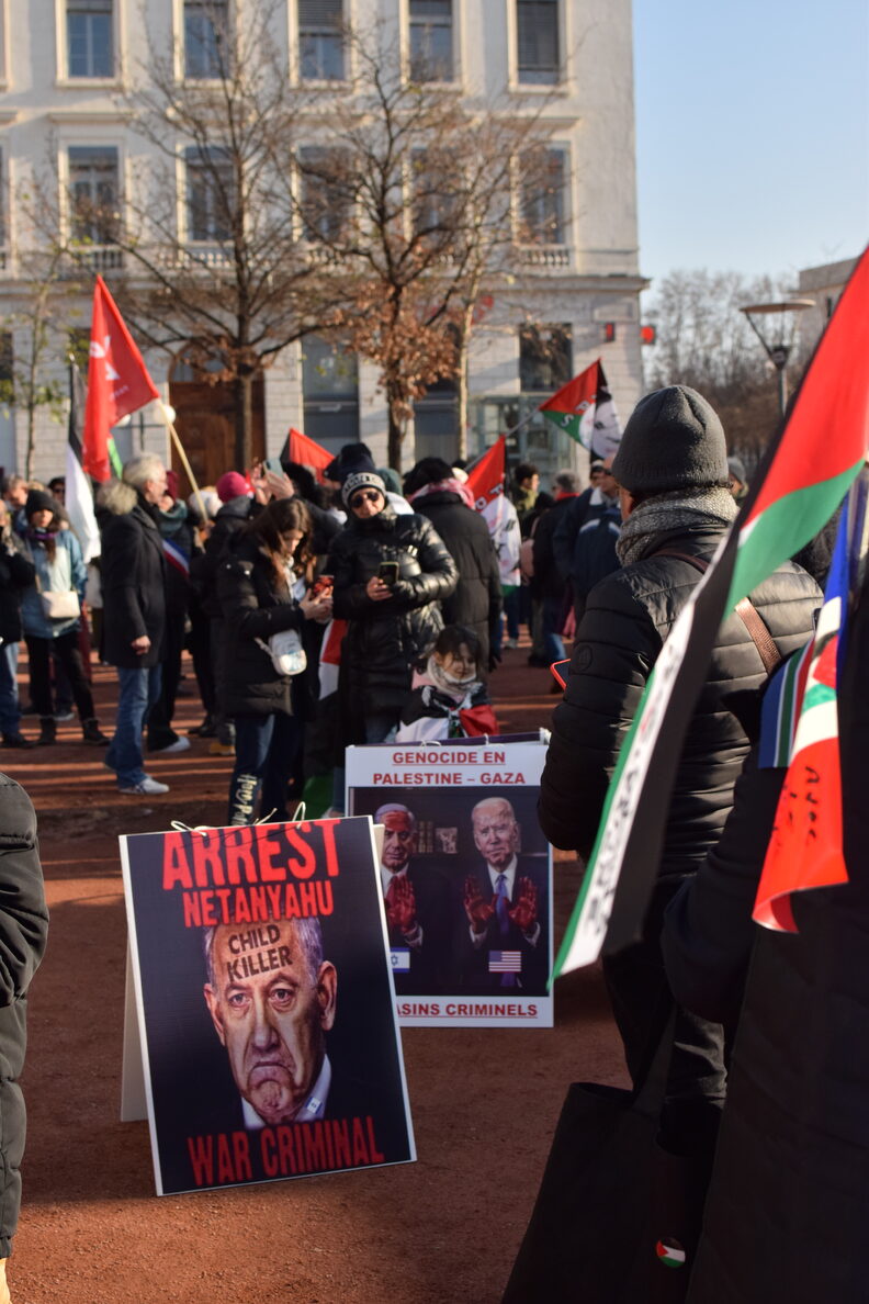 Manifestation pour la Palestine à Bellecour (Lyon 2), le 20 janvier 2024. ©Laury Caplat/Rue89Lyon