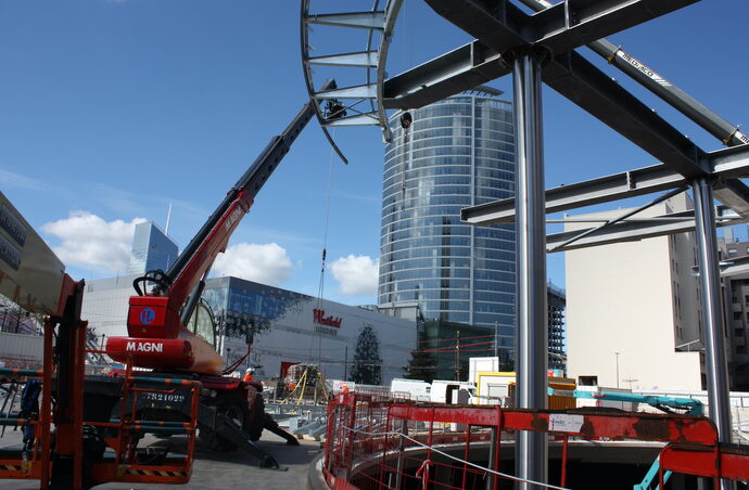 En 2020, un ouvrier est décédé suite à une chute, lors de travaux sur la façade du centre commercial La Part-Dieu. ©MA/Rue89Lyon