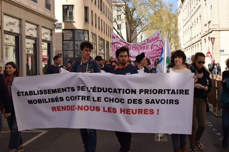 A Lyon, les enseignants en REP+ en première ligne lors de la manifestation ce mardi 2 avril.