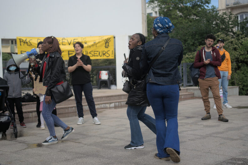 Collectif Solidarité entre femmes à la rue