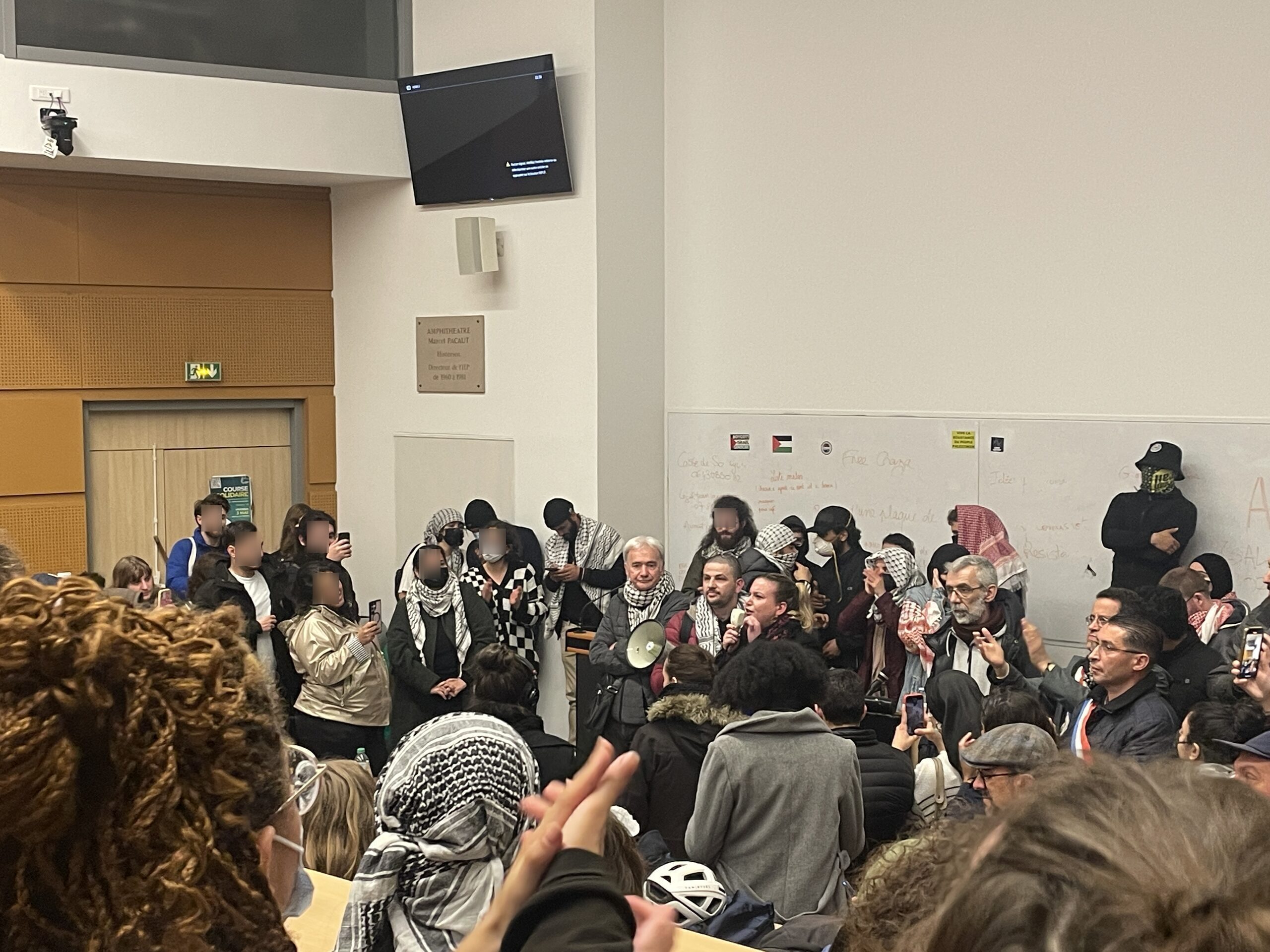 Au cœur de la mobilisation à Sciences Po Lyon : « Continuez de vous battre » pour la Palestine