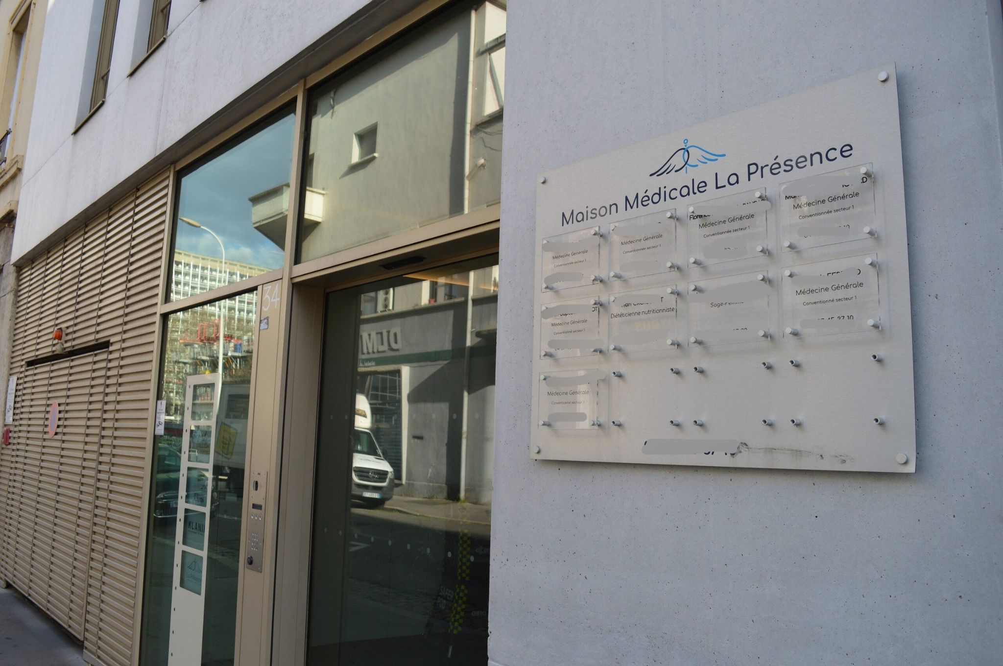 La maison médicale la Présence, située rue Verlet-Hanus dans le 3e arrondissement de Lyon. ©MP/Rue89Lyon