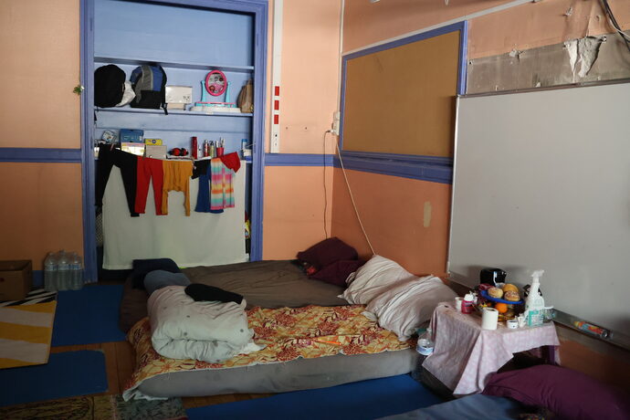« Après, on va où ?  » : À Lyon,  l’avenir des occupants de l’école Gilibert en suspens